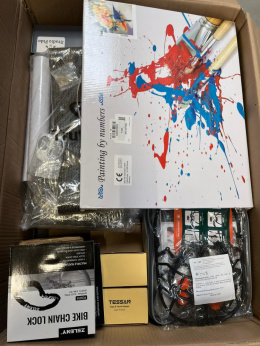 Box Mix 800 (Home / Zwierzęta) zawierająca popularne produkty z nadwyżek magazynowych sieci Amazon